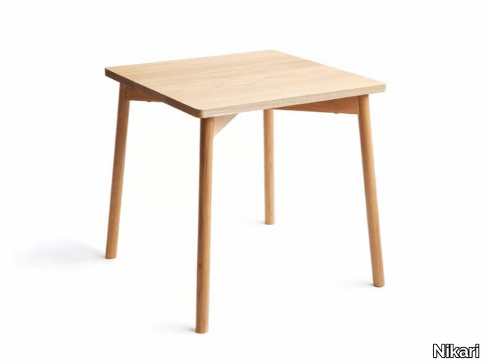 SKANDI - Square wooden table _ Nikari