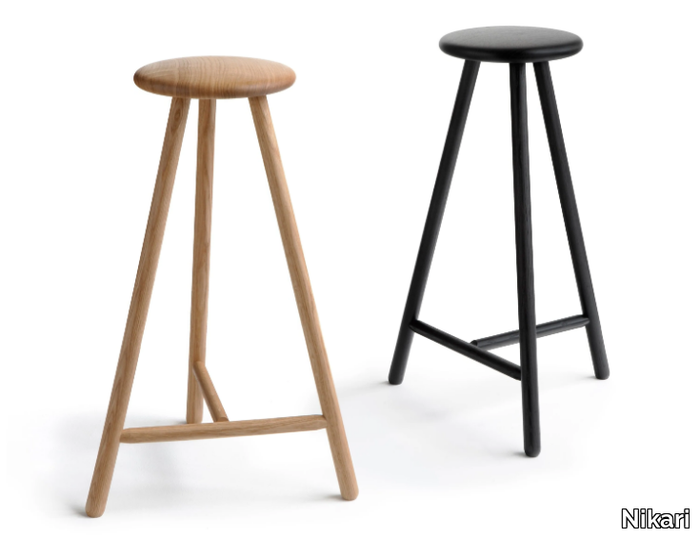 PERCH - Oak stool with footrest _ Nikari