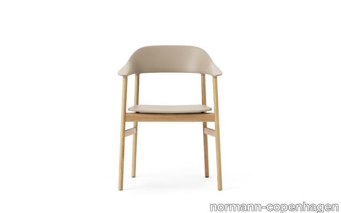 Herit-Armchair-Oak2.png