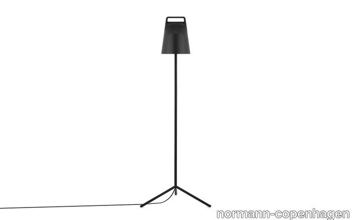 Stage Floor Lamp EU Black