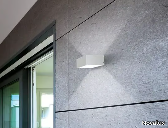 DROP FLAT - LED powder coated aluminium outdoor wall lamp _ Novalux