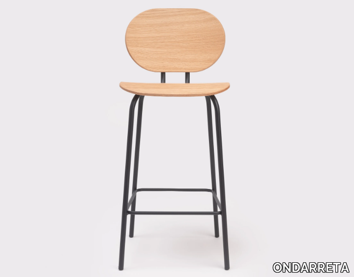 HARI OAK - Wooden barstool with footrest _ ONDARRETA