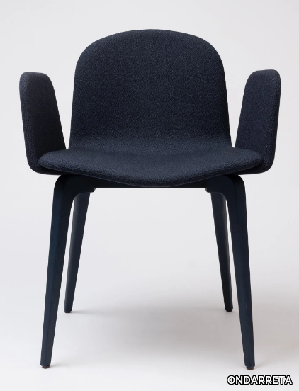 BOB-XL-Chair-with-armrests-ONDARRETA-130592-rel684e3e2.jpg