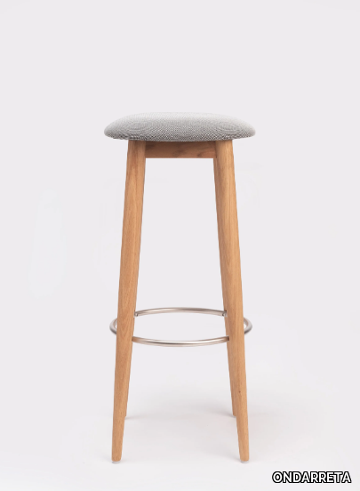 OTO-Upholstered-stool-ONDARRETA-588646-rel86686189.jpg