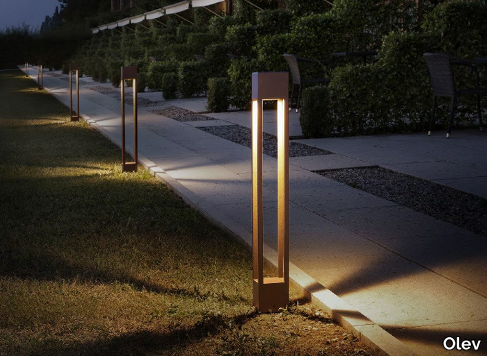 TORCH - LED stainless steel bollard light _ Olev