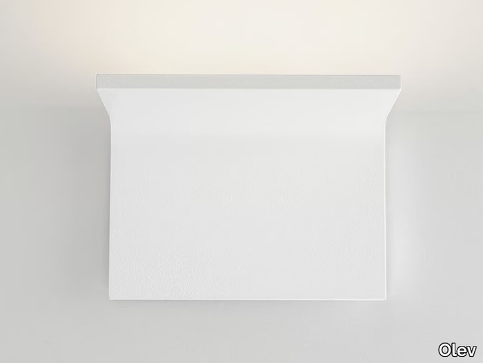 TURN-Wall-light-Olev-278073-rel5d032b29.jpg