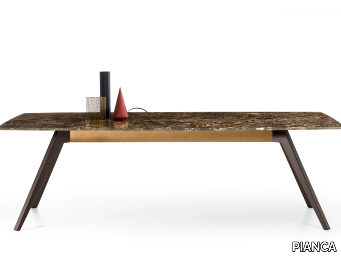 delta-table-pianca-197763-rel87881a8e.jpg