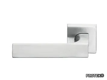 QUADRA - Door handle on rose _ PROTEK®