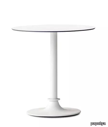 1692630990_round-table-white-outdoor-garden-cafe.webp