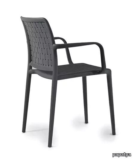 1701263244_papatya-rattan-chair-garden.webp