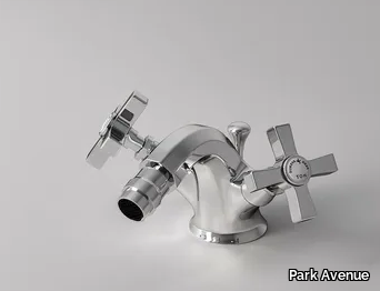 CROWE - 1 hole bidet tap with individual rosettes _ Park Avenue