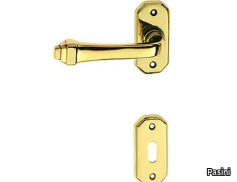 CREOLA CLASSIQUE - Brass door handle on rose with lock _ Pasini