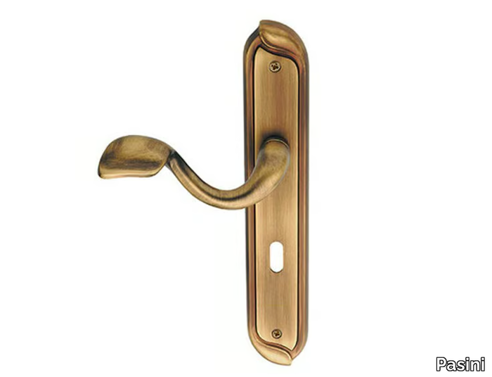 KEOPE CLASSIQUE - Brass door handle on back plate with lock _ Pasini