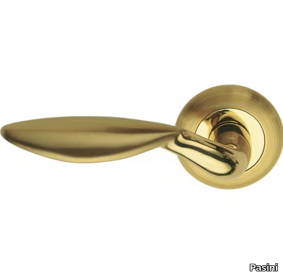 horus-classique-door-handle-on-rose-pasini-metals-productions-327989-rel48aede70.jpg