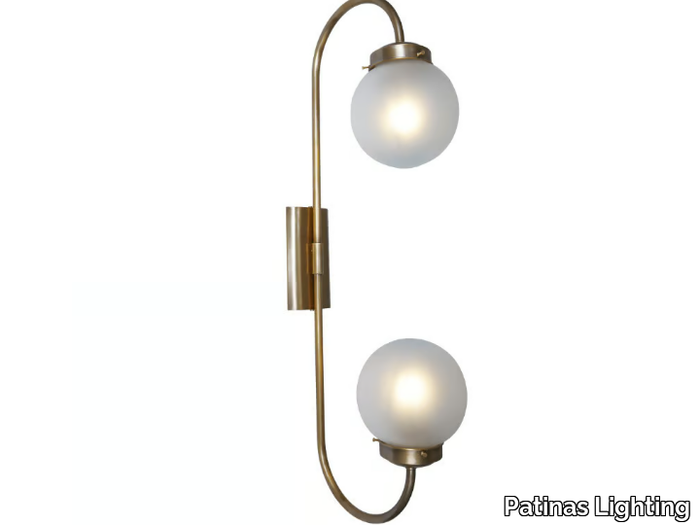 OTTONE 2 - Handmade brass wall lamp _ Patinas Lighting