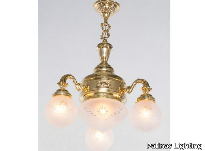 PAPA II - Handmade brass chandelier _ Patinas Lighting