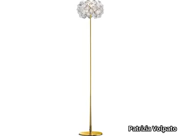 h_prisma-820-floor-lamp-patrizia-volpato-405020-relacbb3316.jpg