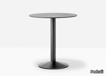 STEP 4610 - Round metal table _ Pedrali