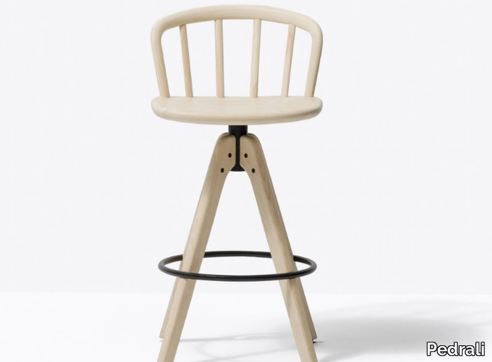 NYM 2848 - Trestle-based wooden stool with footrest _ Pedrali