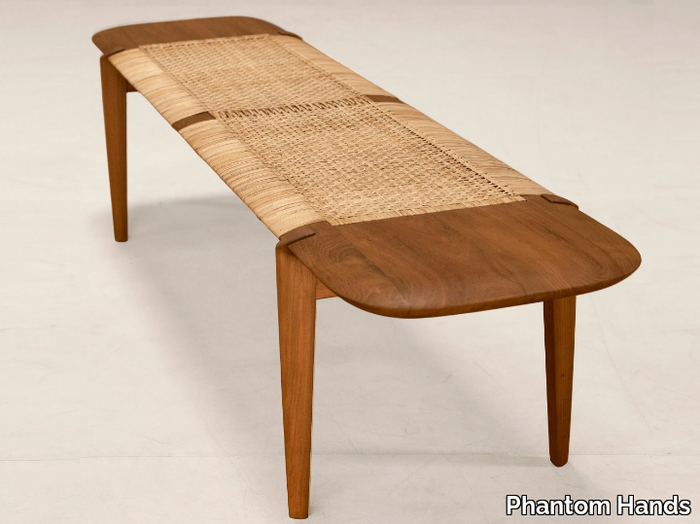 Tangāli - Bench in teak and cane _ Phantom Hands