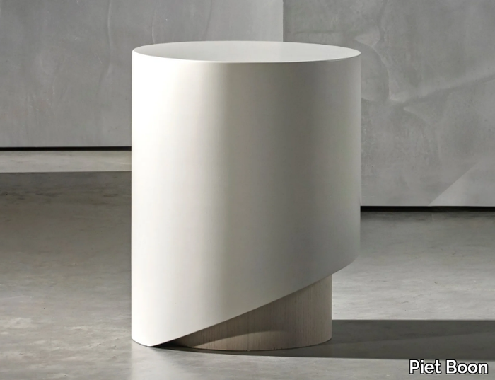 KAI - Round coffee table _ Piet Boon