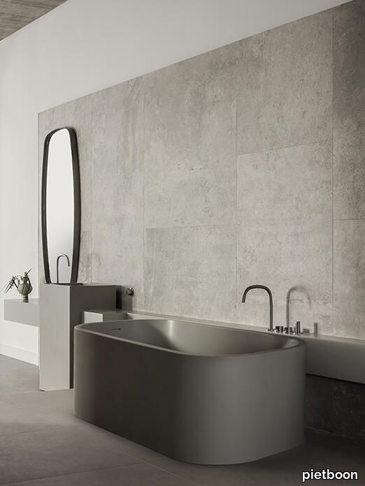 solidsurfacebath522x696pxPB_Bathroom_Showroom_2020_TB_020_B.jpg