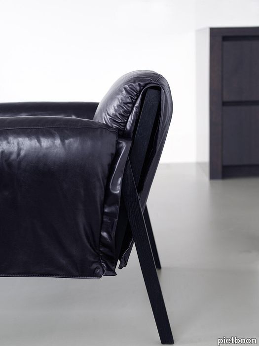 product-design-living-nl-amsterdam-canal-apartment-kent-armchair-rp-017-tall.jpg