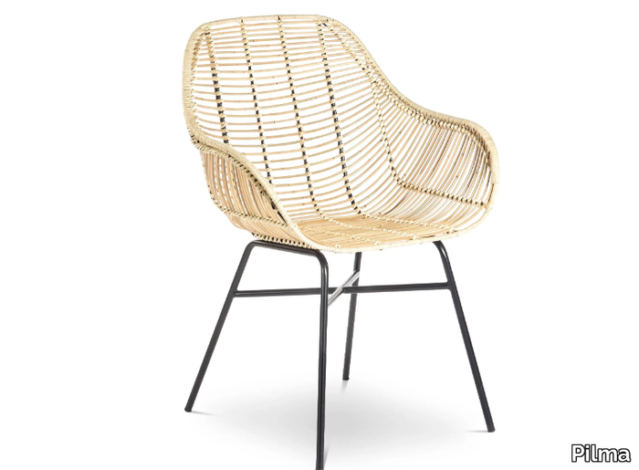 BALIOUT - Rattan chair with armrests _ Pilma