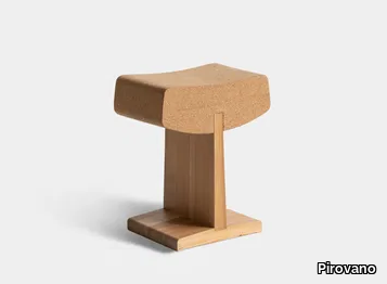 h_Pirovano_Low-stool_OlLZVlcP81.jpeg