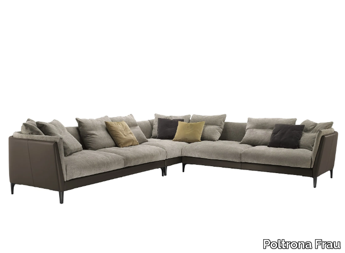 BRETAGNE - Modular sectional sofa _ Poltrona Frau