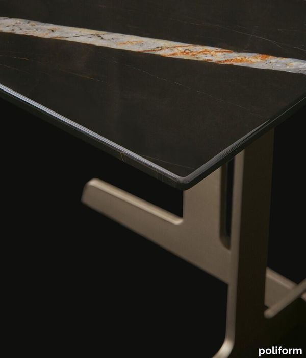 Poliform_tavolini_WESTSIDE_COFFEE_TABLE_02A_tec_834x989px.jpg