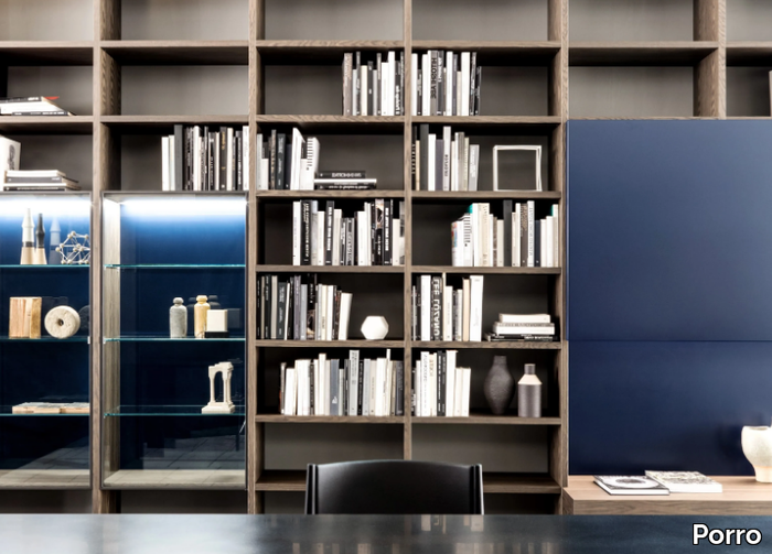 SYSTEM 2018 - Wall-mounted walnut bookcase _ Porro