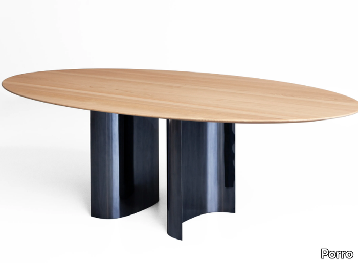 JEFF - Oval chestnut table _ Porro