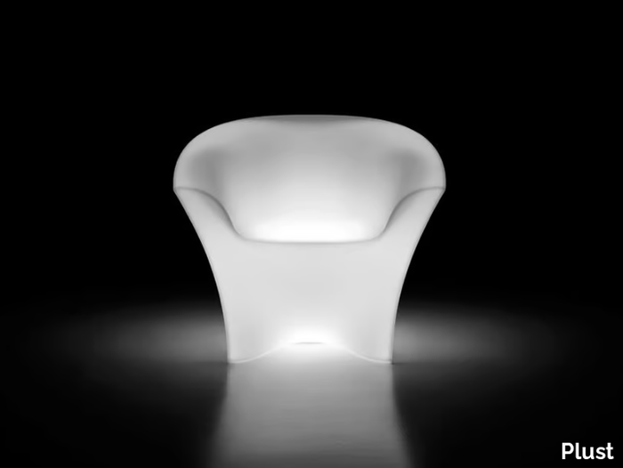 OHLA ARMCHAIR LIGHT - With light polyethylene easy chair with armrests _ Plust