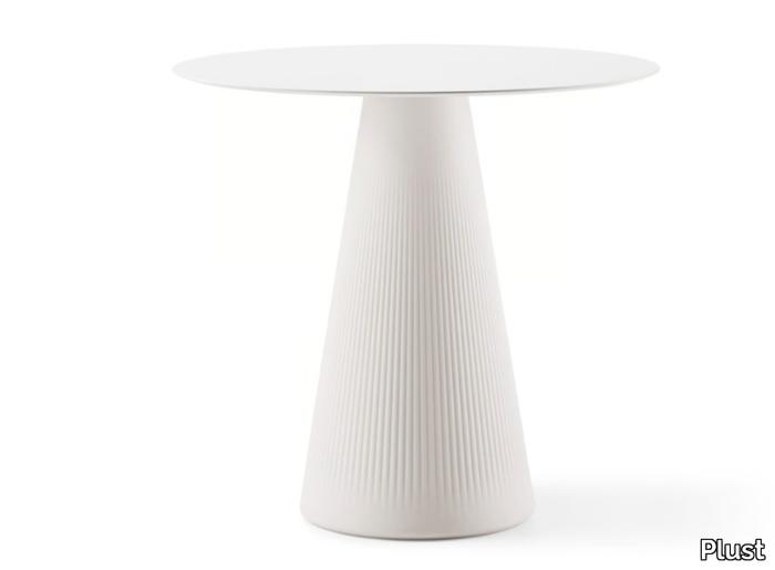 FADE - Polyethylene garden table _ Plust