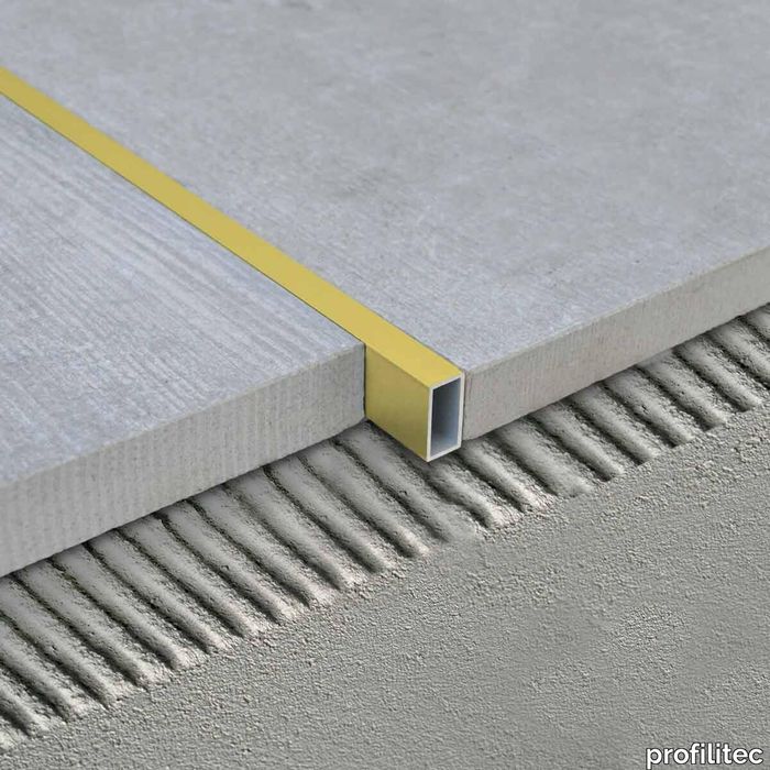 Profilitec_DIY-Profiles_RE-AO-ambientato-2.jpg