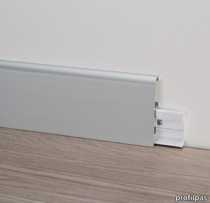 Metal Line 93 - Aluminium skirting board