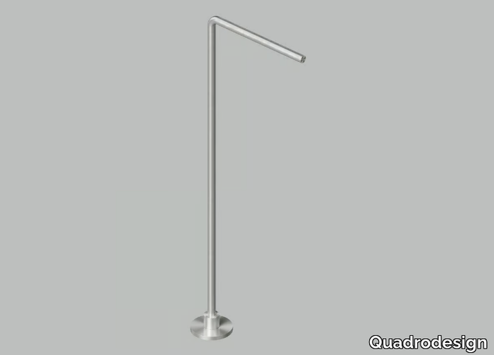 BV121 - Floor standing bathtub spout _ Quadrodesign