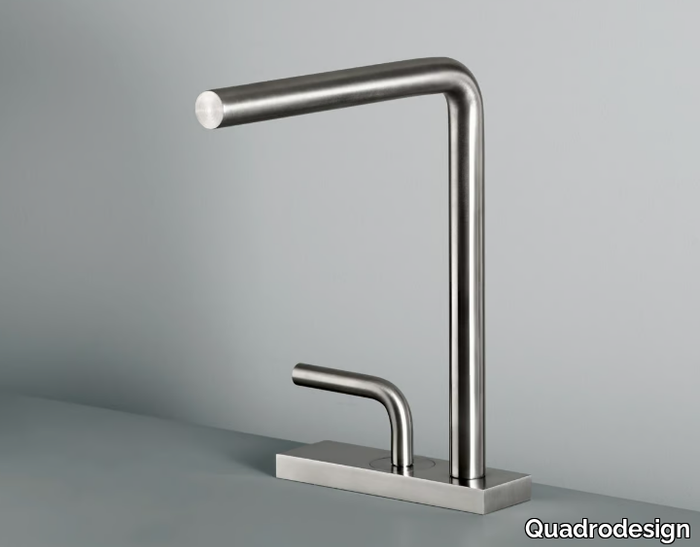 LEVO 14 02 - Countertop washbasin mixer _ Quadrodesign