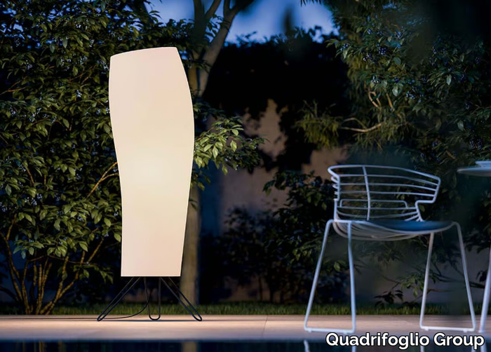 WARM - Polyethylene floor lamp _ Quadrifoglio Group