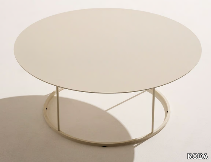 ZEFIRO - Low round powder coated aluminium garden side table _ RODA