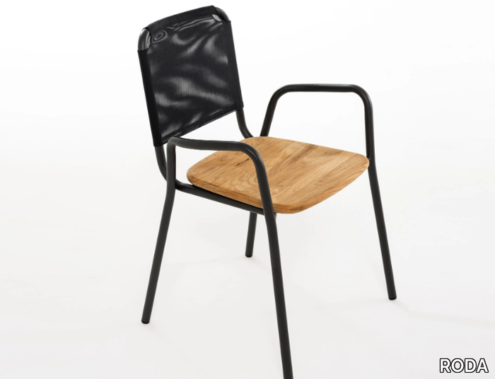 GUEST 001 - Chair in aluminum and teak with armrests _ RODA