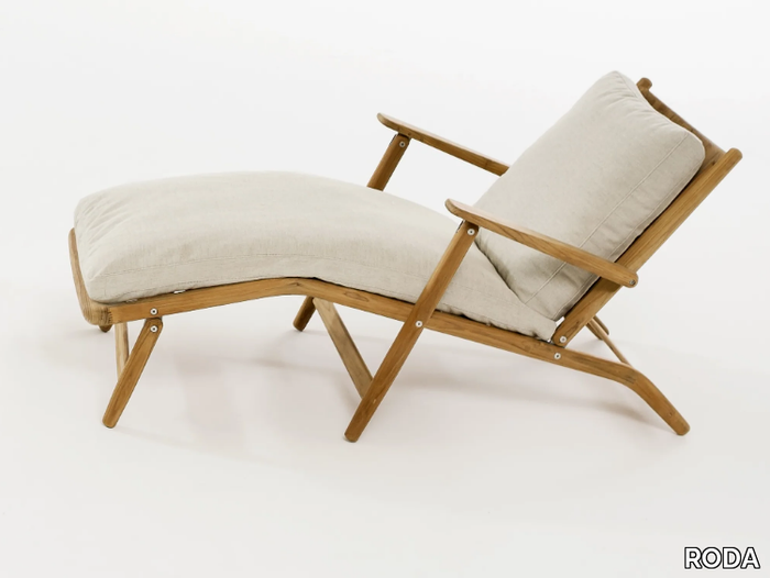 LEVANTE 008 - Folding teak chaise longue with armrests _ RODA