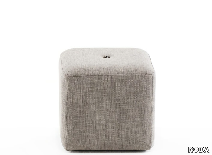 DOUBLE-Square-garden-pouf-RODA-421954-rel262ff631.jpg