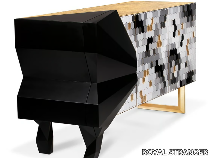 HONEYCOMB-Sideboard-ROYAL-STRANGER-535624-rel68d29a47.jpg