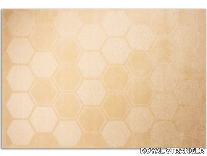 HONEYCOMB-Rug-ROYAL-STRANGER-535570-relb6b70a0e.jpg