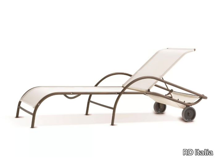 POLO - Stackable textilene sun lounger with castors _ RD Italia