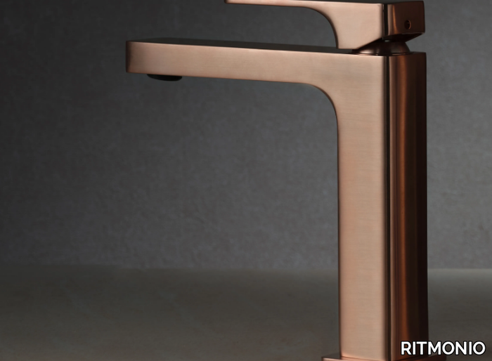 GLITTER BRUSHED ROSE GOLD - Countertop single handle washbasin mixer _ RITMONIO