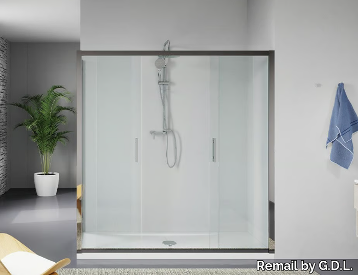 AMERIKA - Shower cabin with sliding door _ Remail by G.D.L.