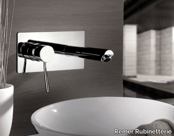 MINIMAL - Wall-mounted washbasin mixer with plate _ Remer Rubinetterie